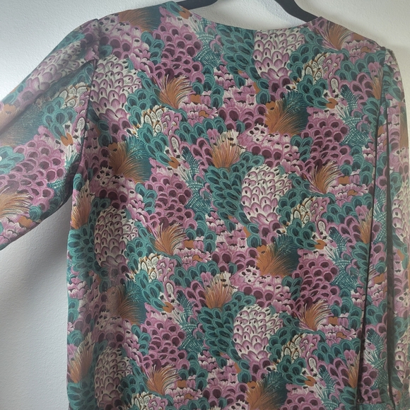 Colorful Patterned Blouse - Picture 4 of 7